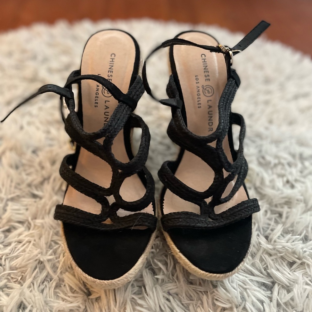 Chinese Laundry size 7 wedges.